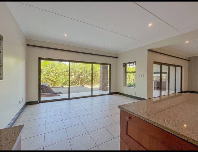 4 BEDROOM TOWNHOUSE FOR SALE IN ZIMBALI ESTATE
